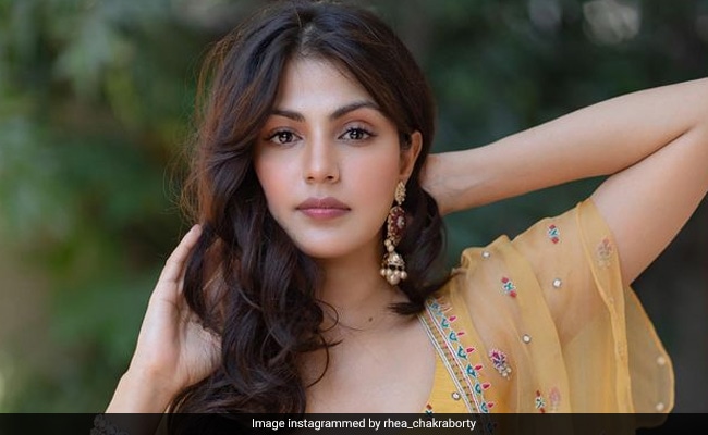 RHEA CHAKRABORTY ALLOWED TO TRAVEL ABROAD 2 June 2022 Film