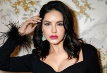 SUNNY LEONE’S SHOW IN MATHURA CANCELLED AFTER PROTEST | 31 December, 2025